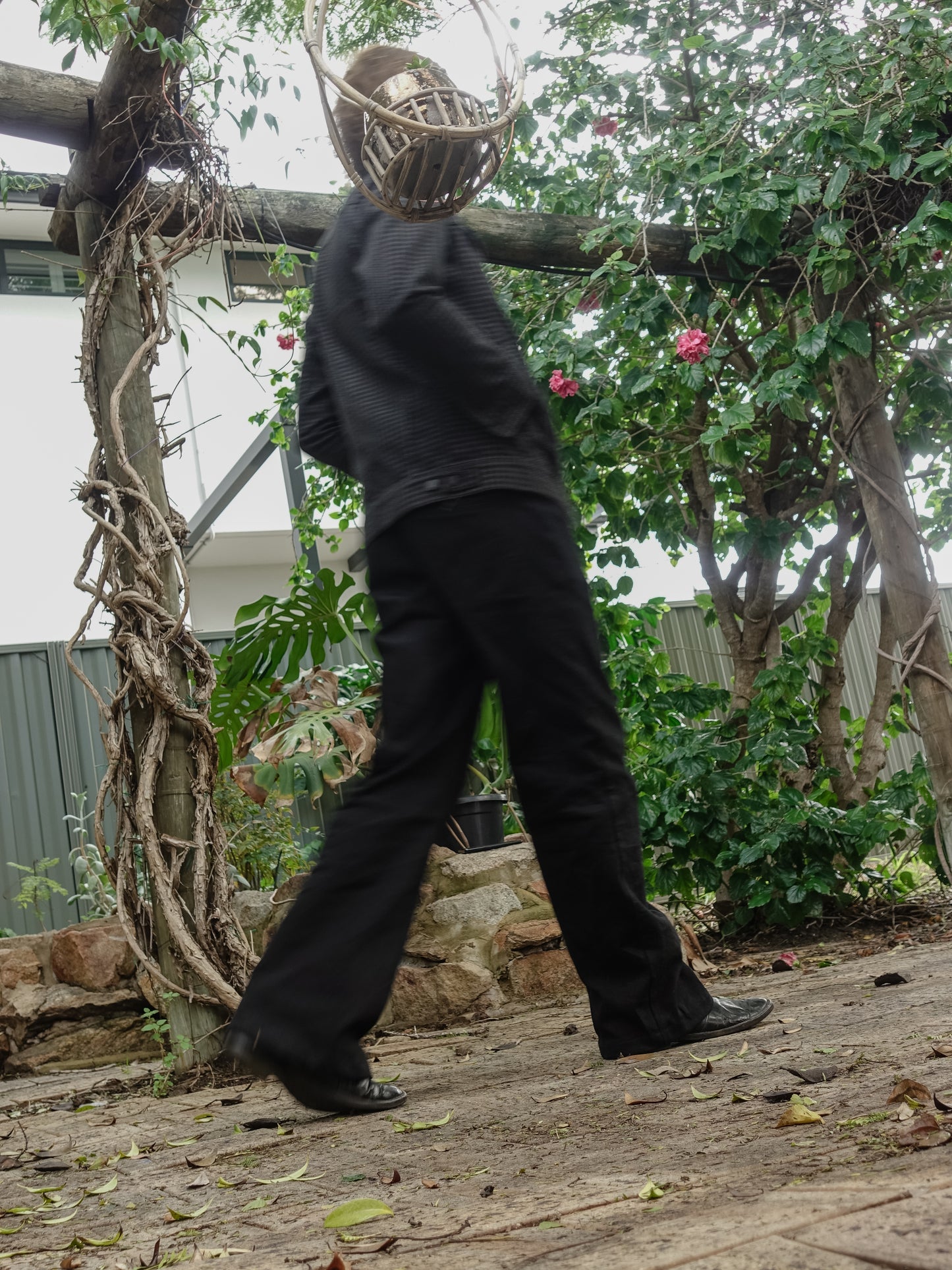 SLOUCH DENIM PANTS